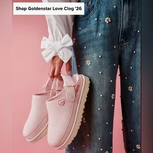 UGG Goldenstar Love Clog '26 💕